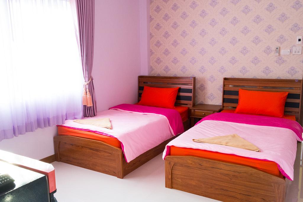 Hotel Rak Ban Kerd House Koh Sichang Habitación foto